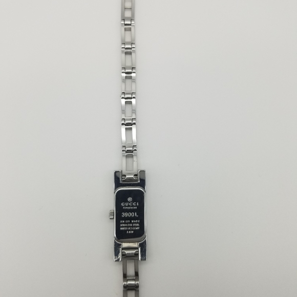 Gucci 3900L Diamond Mother of Pearl Dial watch - Picture 6 of 9